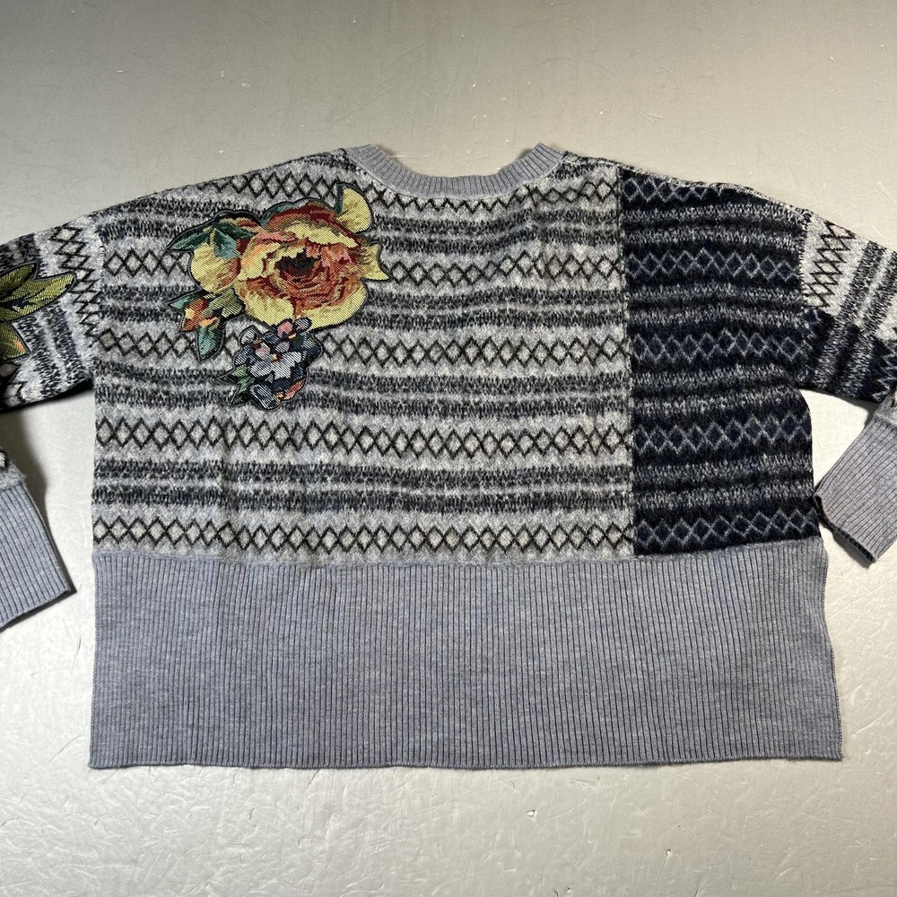 Pilcro Sweater Womens Small Gray Merino Wool Floral Applique Fair Isle Crewneck - Picture 9 of 10